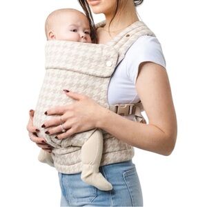 MABE The Monarch Carrier Houndstooth NWT